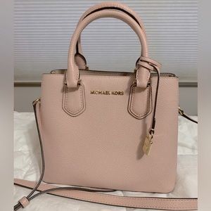Light Pink Michael Kors Crossbody bag